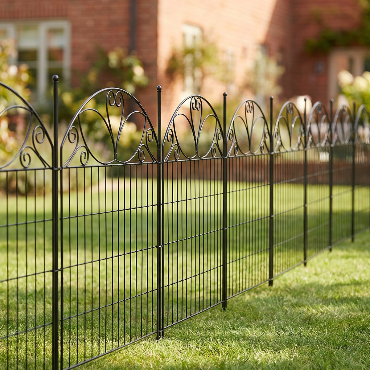 10-Panel Decorative Garden Fence Set